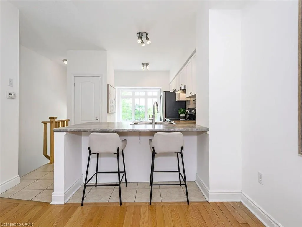 5080 Fairview Street, #15