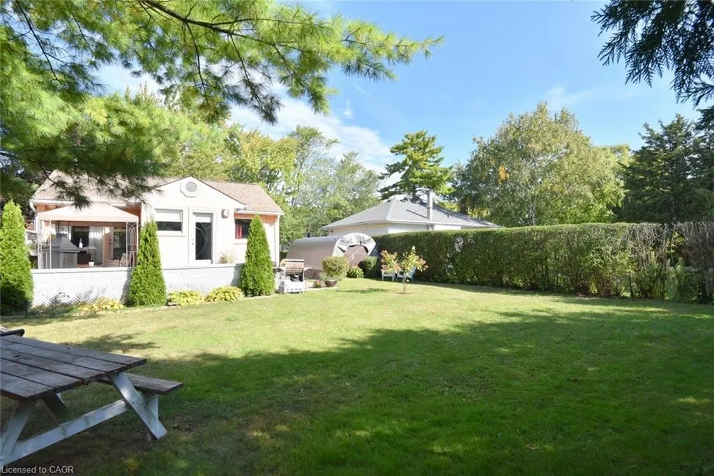 26 Heywood Avenue