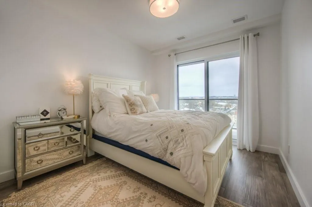 50 Grand Avenue S, #1511