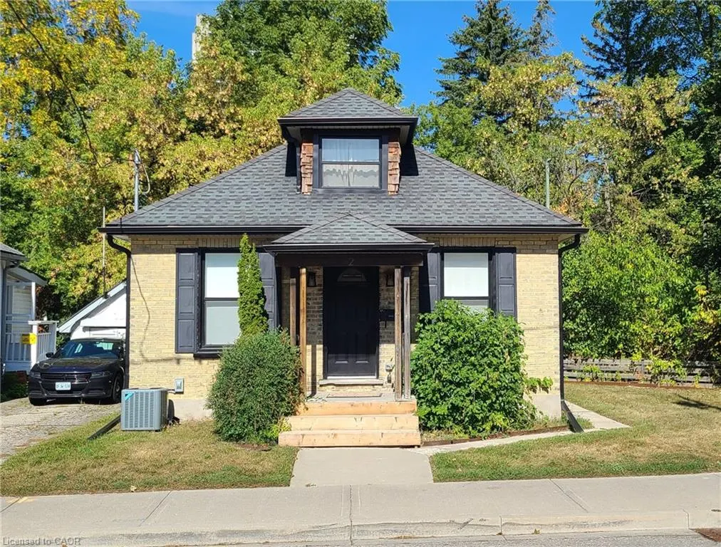 2 Esson Street