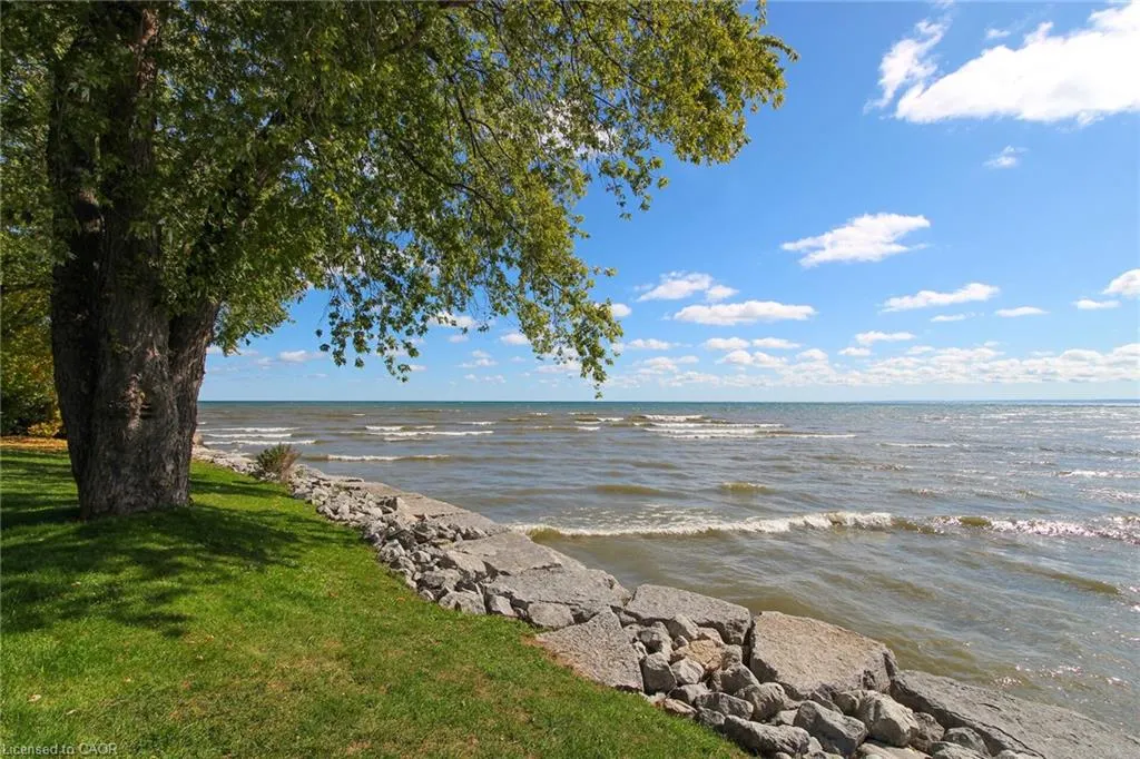 2060 Water's Edge Drive