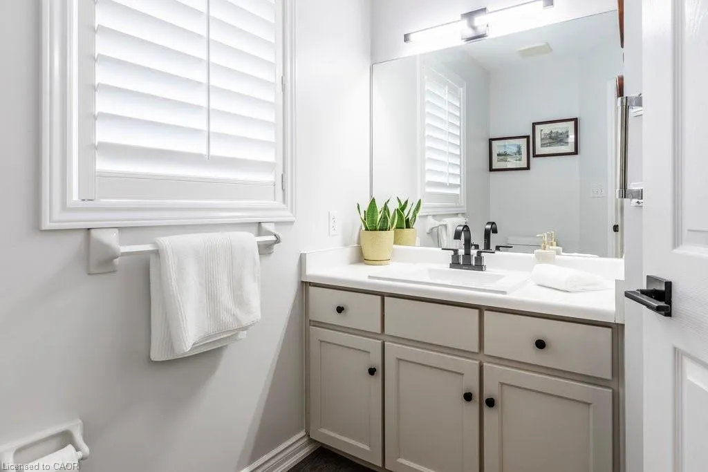 1095 Skyview Drive, #2