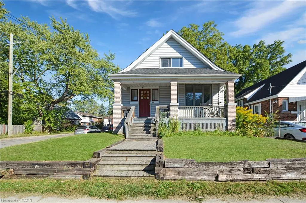 61 Broadway Avenue