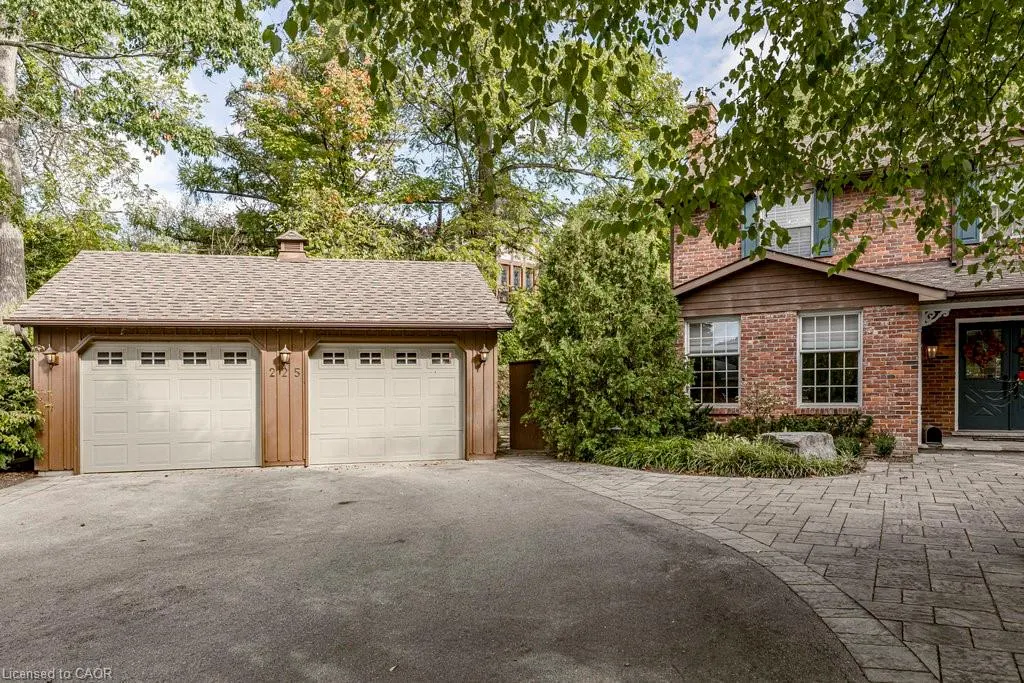 225 Shoreacres Road