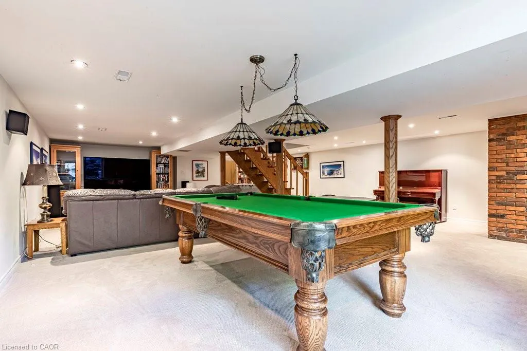 225 Shoreacres Road