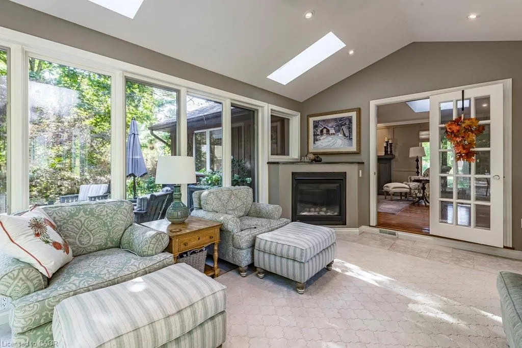 225 Shoreacres Road