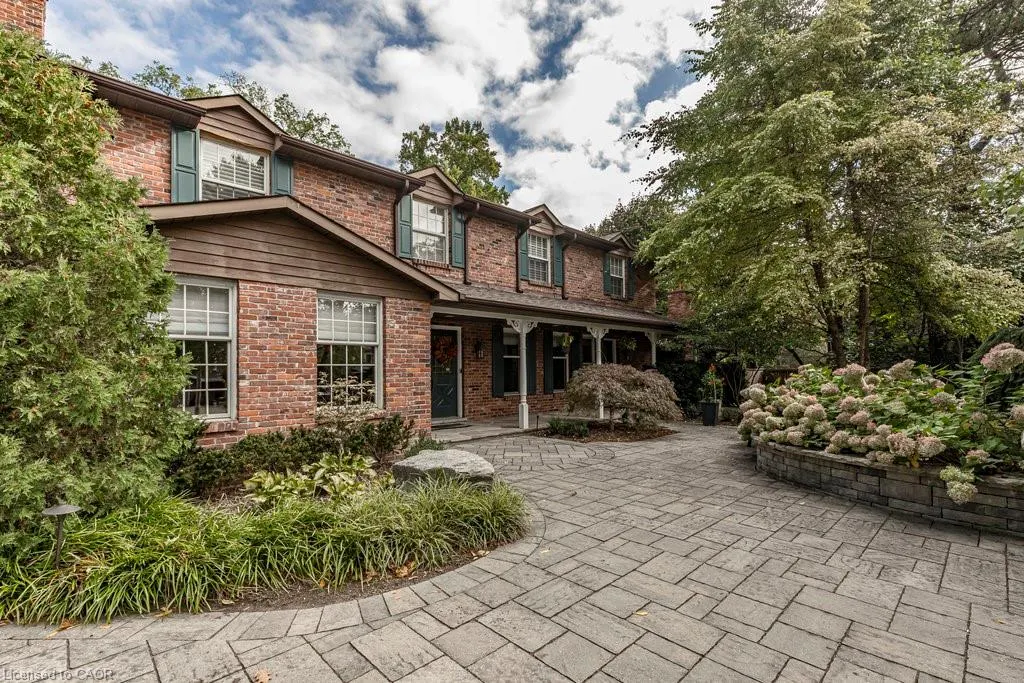 225 Shoreacres Road