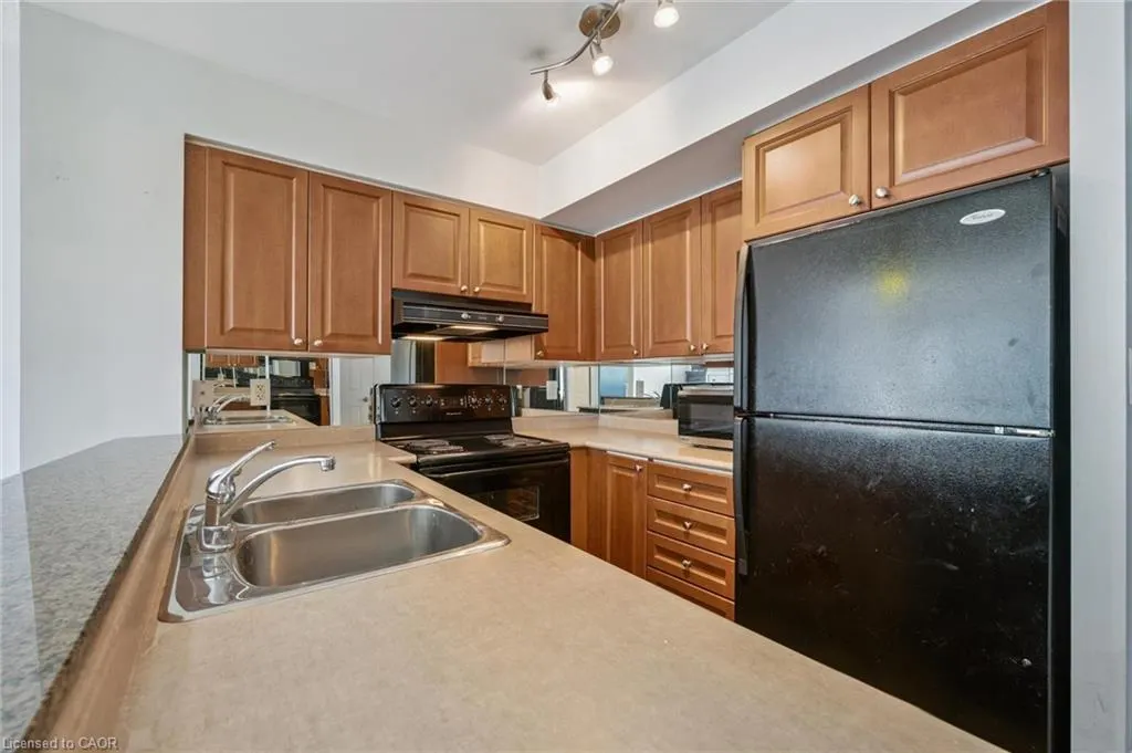 230 King Street E, #1109