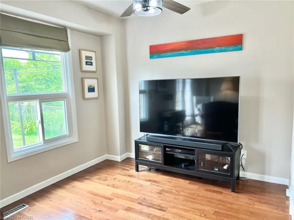 3 Oleander Crescent