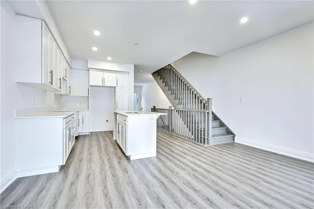14 Clear Valley Lane