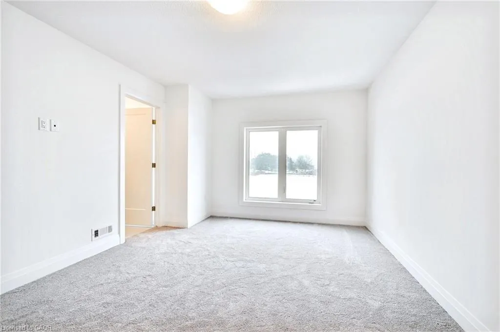 14 Clear Valley Lane