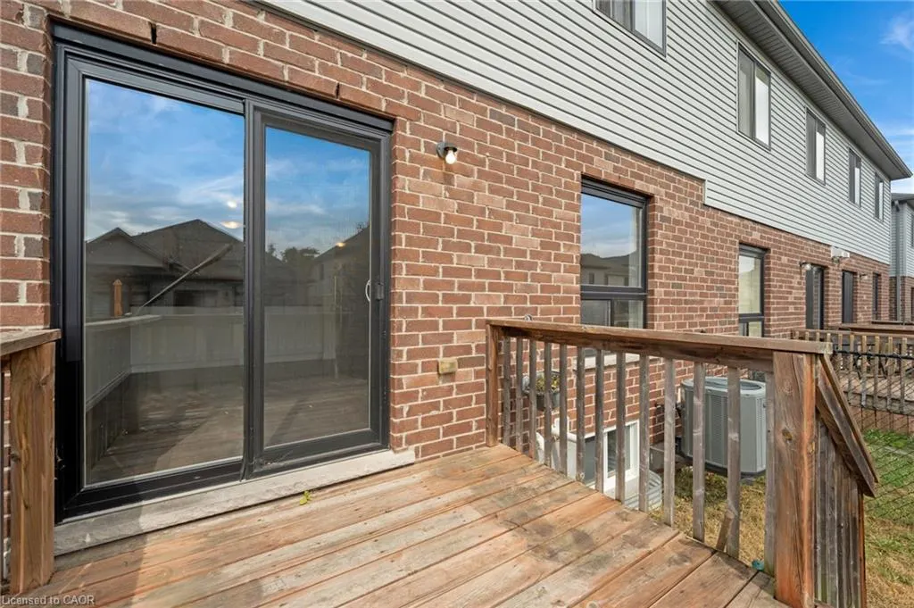 60 Honey Street