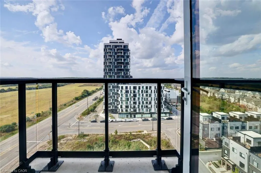 3079 Trafalgar Road, #1106