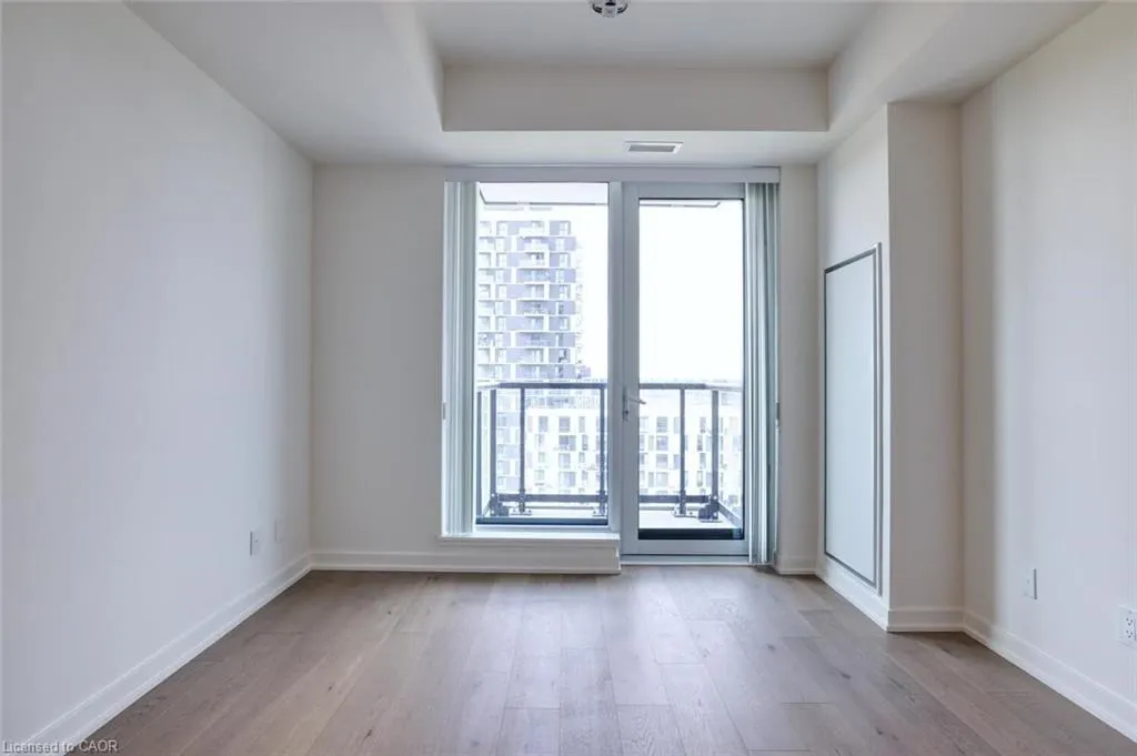 3079 Trafalgar Road, #1106