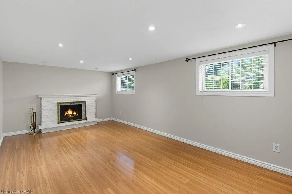 207 Spring Trail
