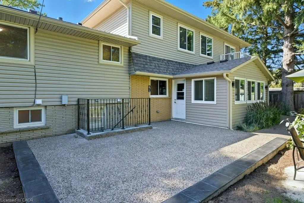 207 Spring Trail