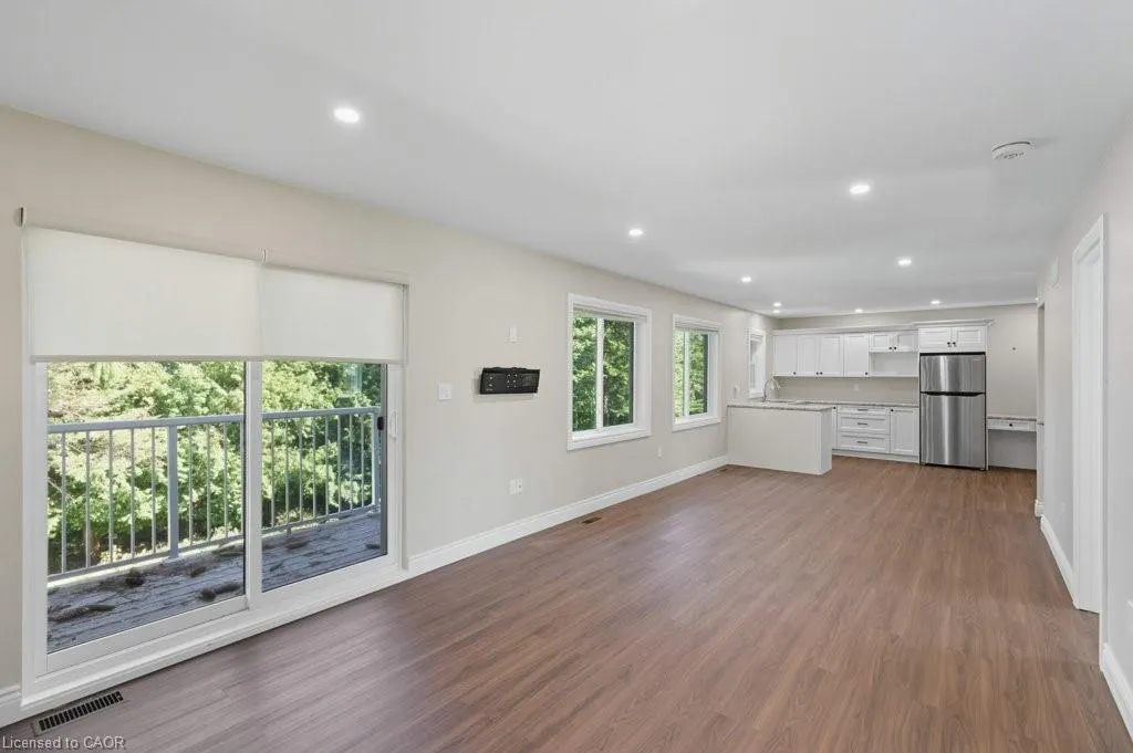207 Spring Trail