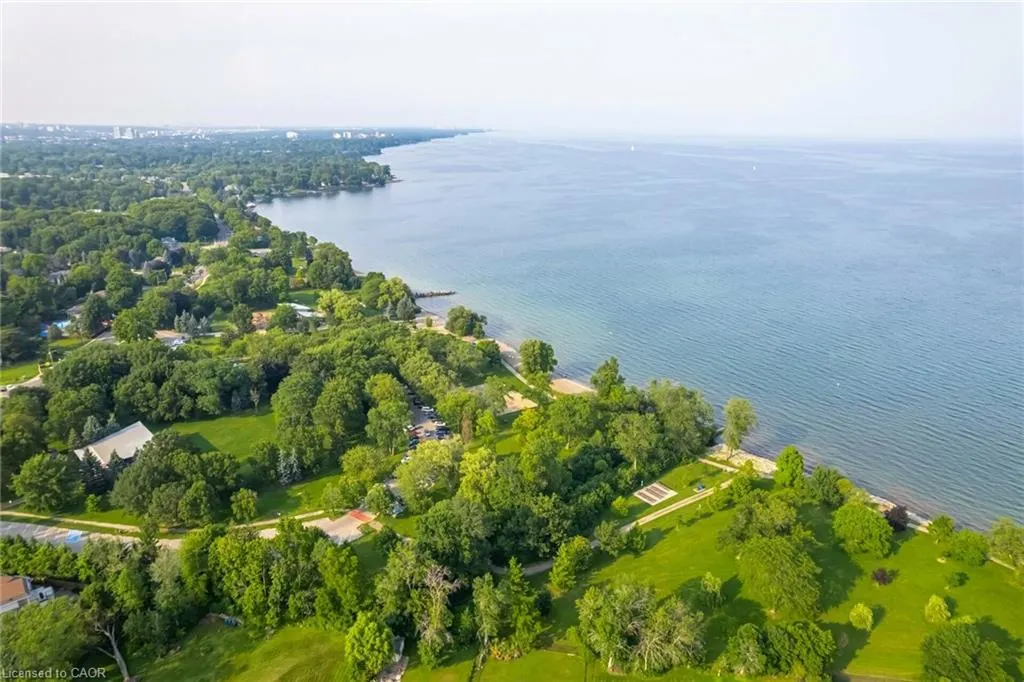 2014 Lakeshore Road W