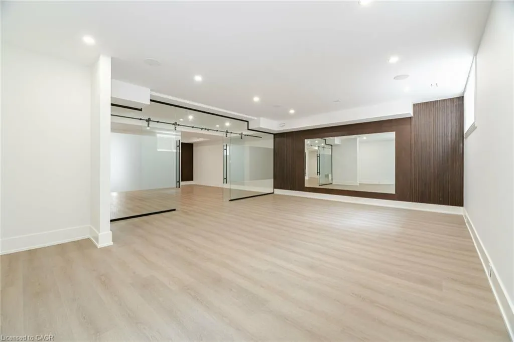 2014 Lakeshore Road W