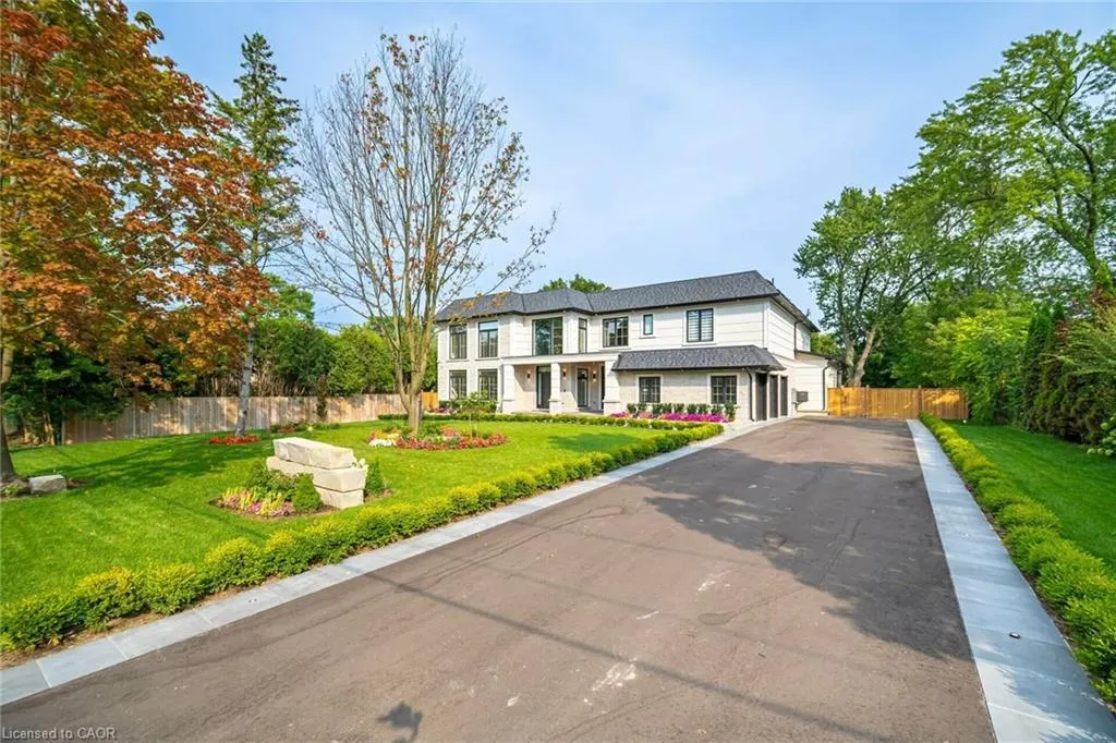 2014 Lakeshore Road W