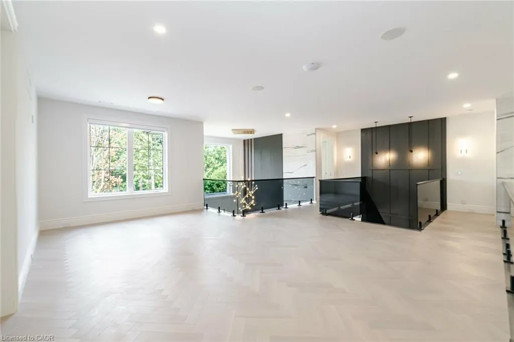2014 Lakeshore Road W