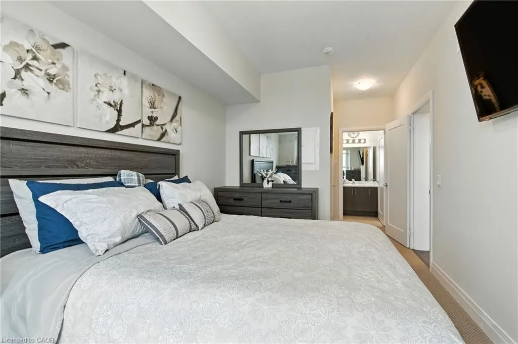 16 Concord Place, #803