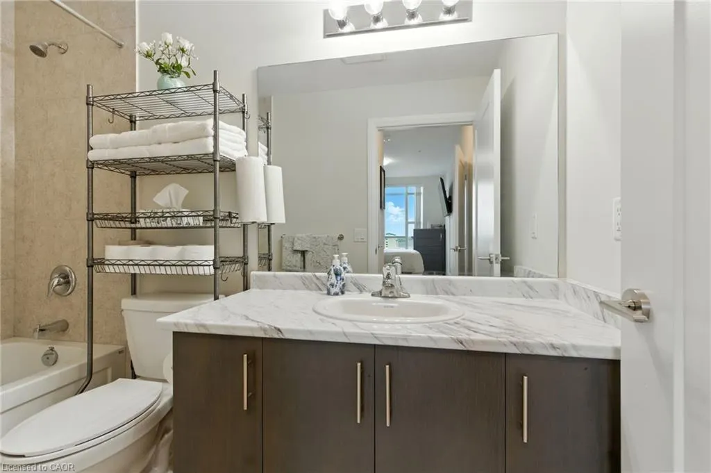 16 Concord Place, #803