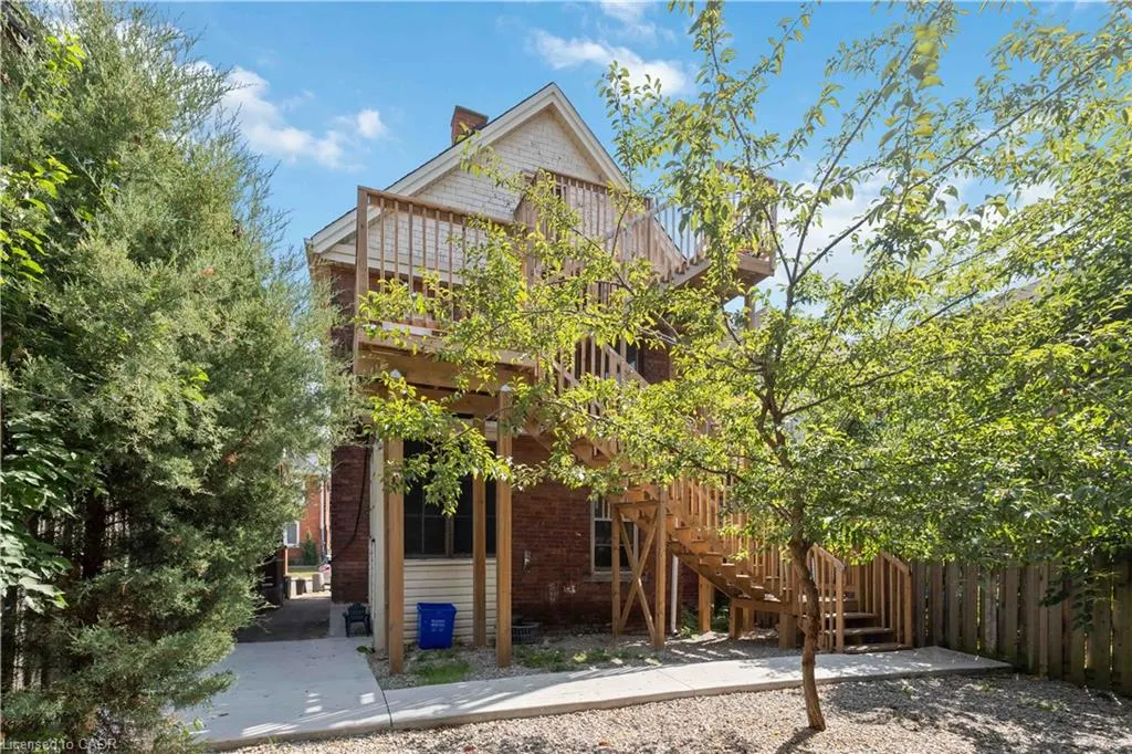 110 Myrtle Avenue, #3