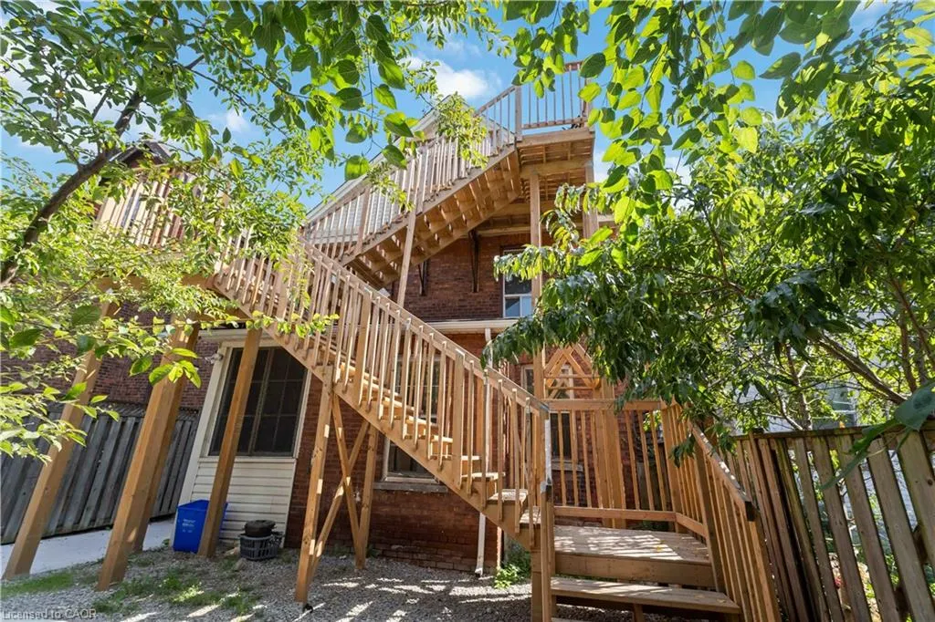 110 Myrtle Avenue, #3