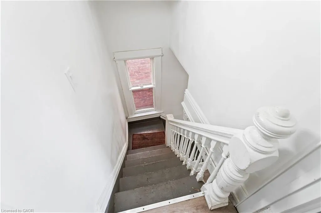 110 Myrtle Avenue, #3