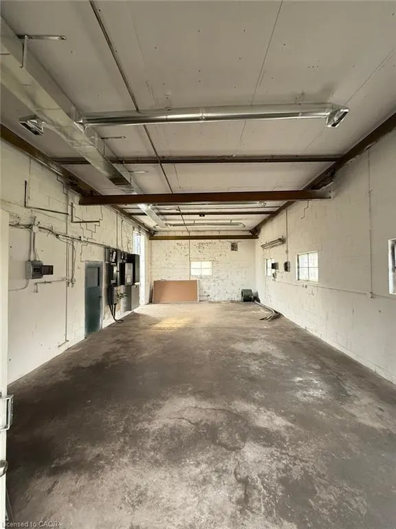 8 Munch Avenue