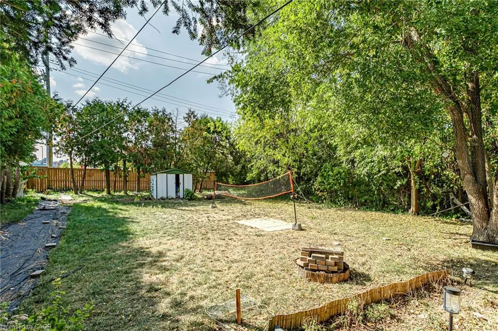 1235 Toukay Crescent