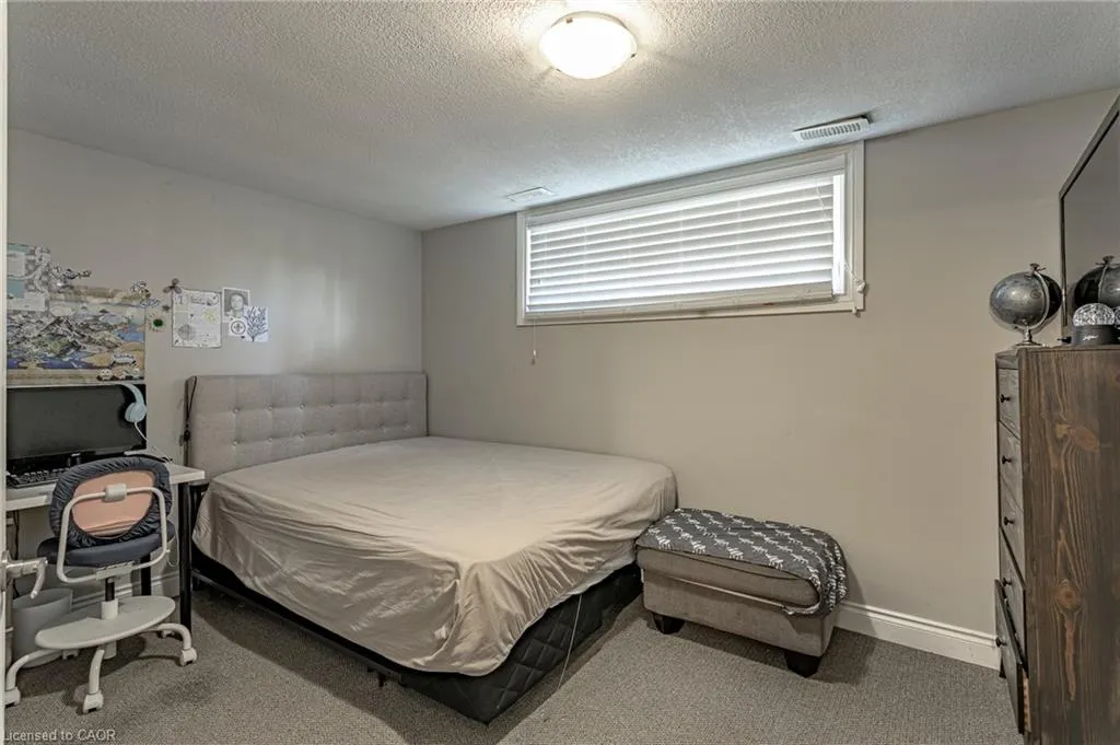 1235 Toukay Crescent