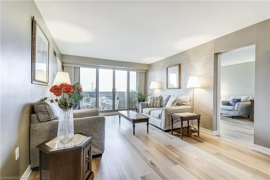 1201 North Shore Boulevard E, #809