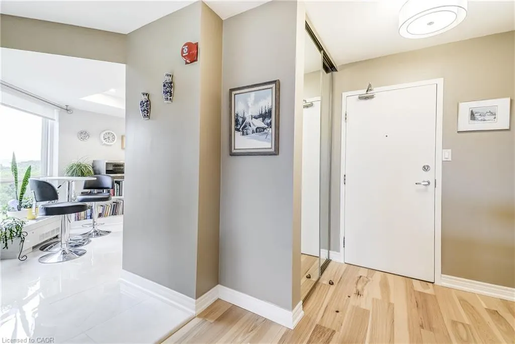1201 North Shore Boulevard E, #809