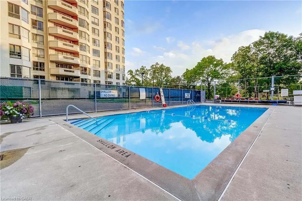 1201 North Shore Boulevard E, #809