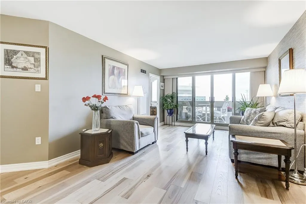 1201 North Shore Boulevard E, #809