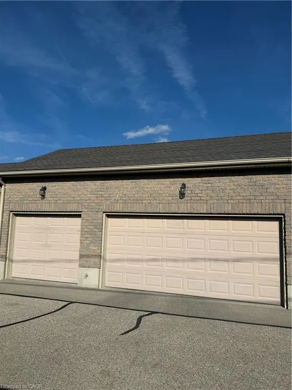 667 Southwood Way, #2