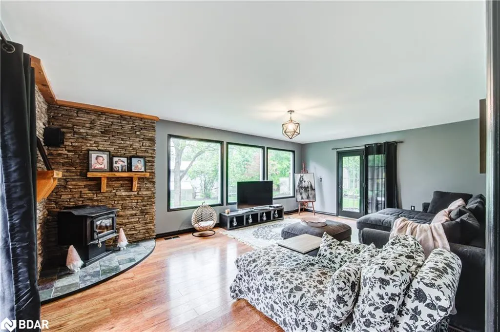 403137 Robinson Road