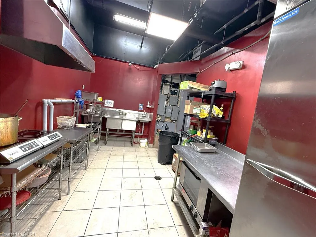 330 Phillip Street, ##5