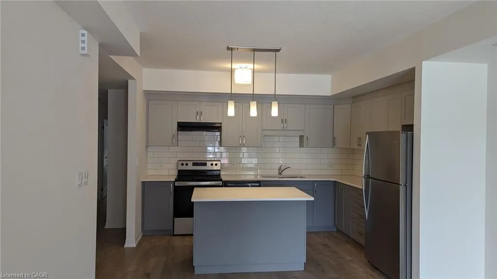 261 Woodbine Avenue, #80