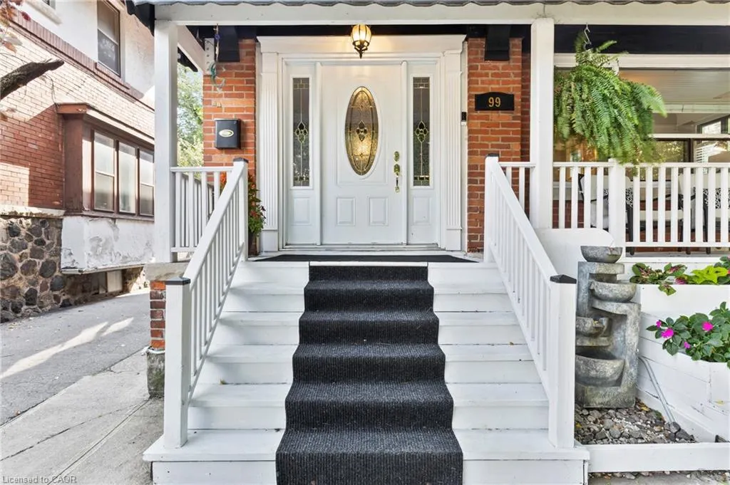 99 Burris Street