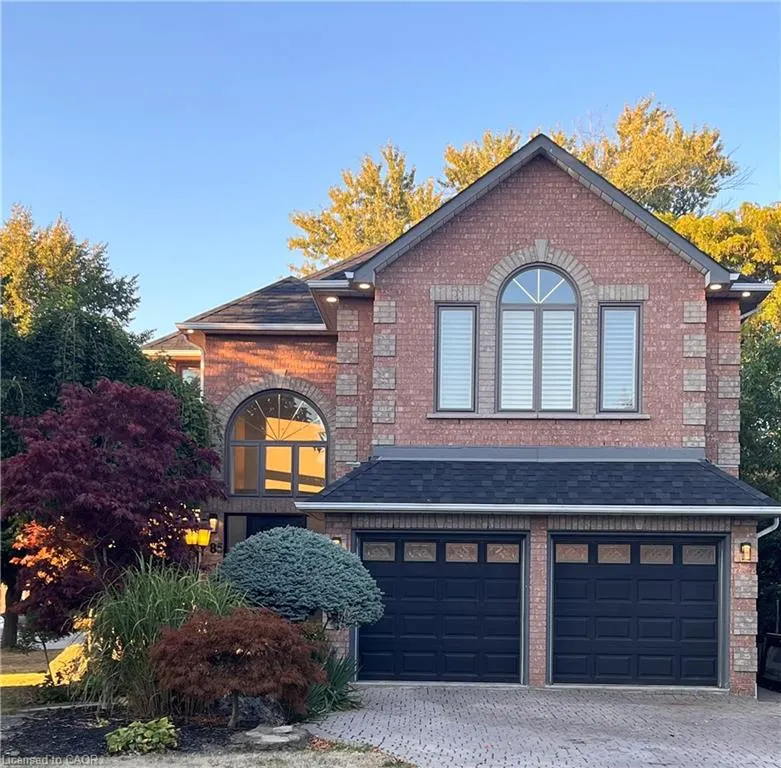 85 Waterford Crescent