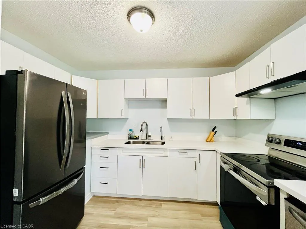 1300 Upper Ottawa Street, #18