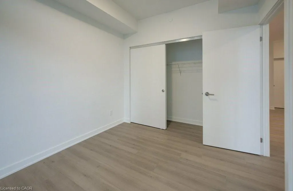 25 Wellington Street S, #1708