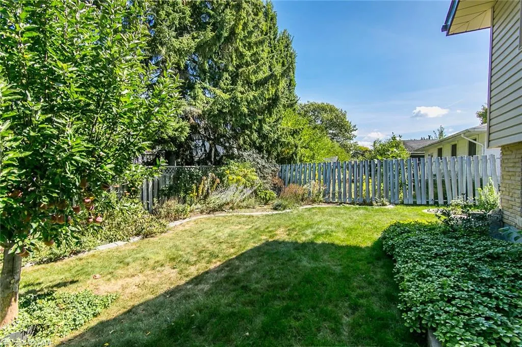 410 Dunvegan Drive