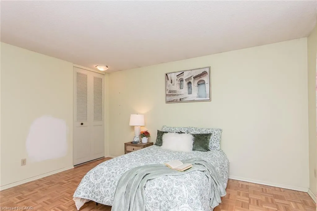 410 Dunvegan Drive