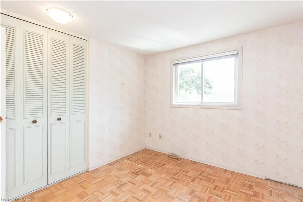 410 Dunvegan Drive