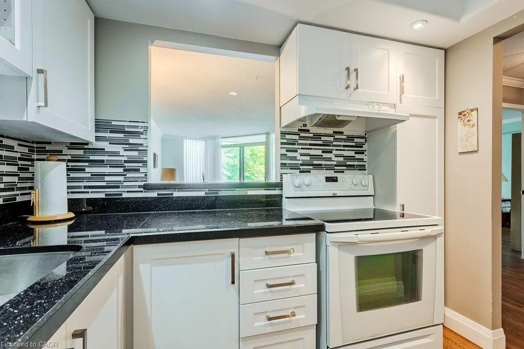 5070 Pinedale Avenue, #203