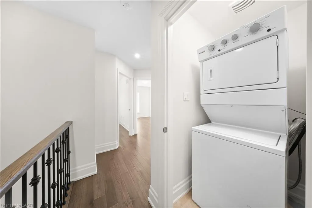 111 Wilson Street E, #7